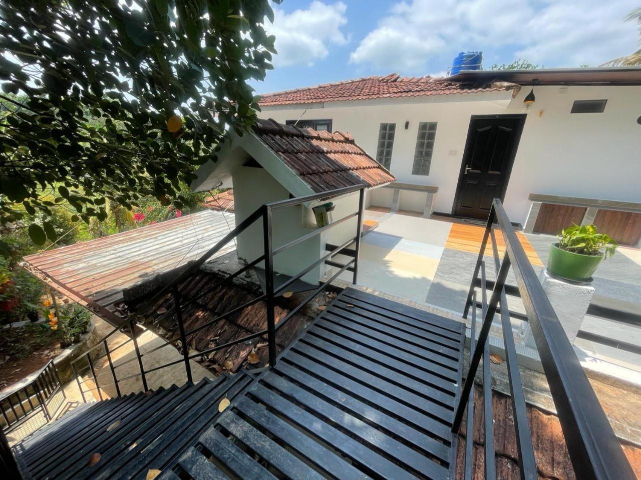 Tjmaryland Villa Pinangode ภายนอก รูปภาพ